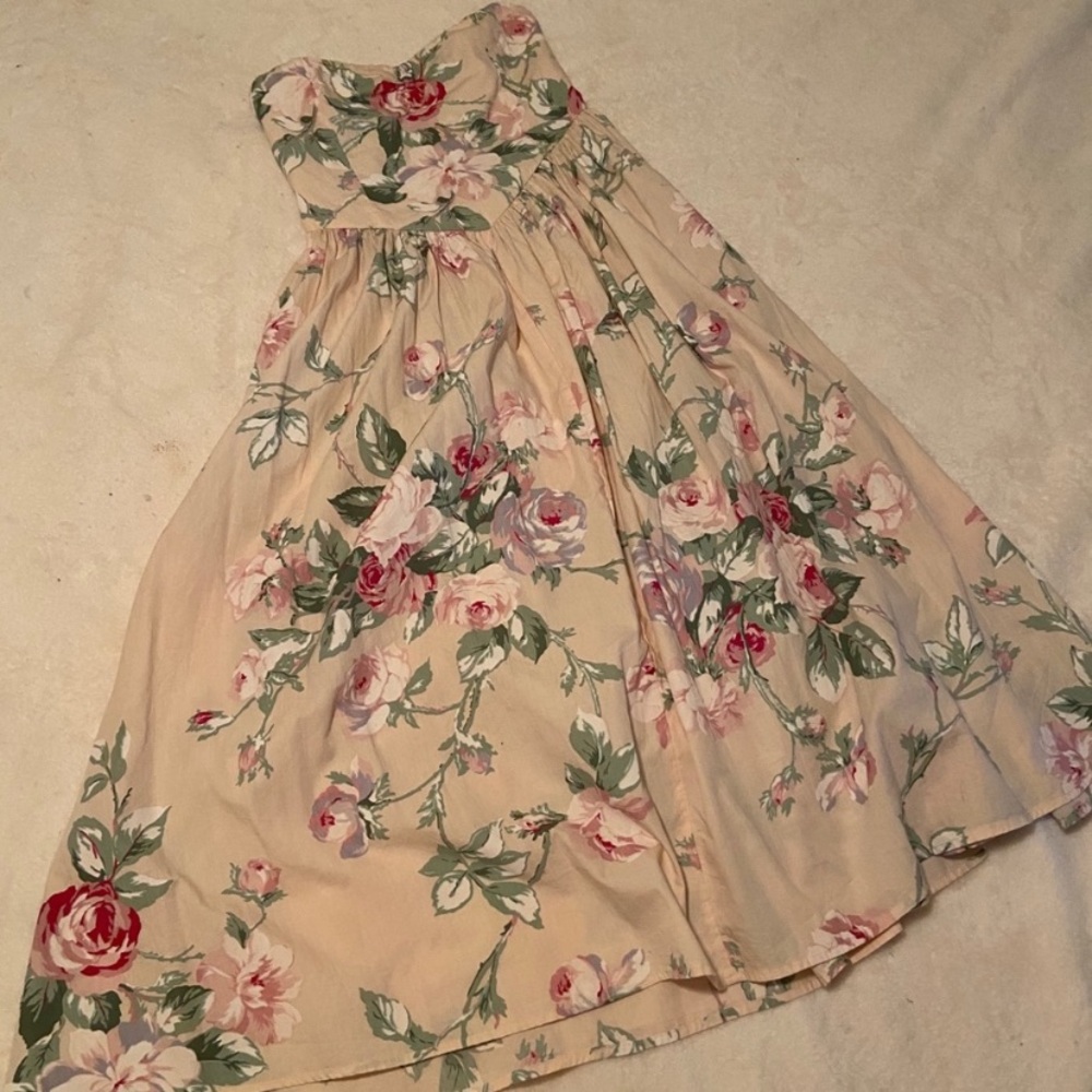 URBAN OUTFITTERS Floral Midi Dress